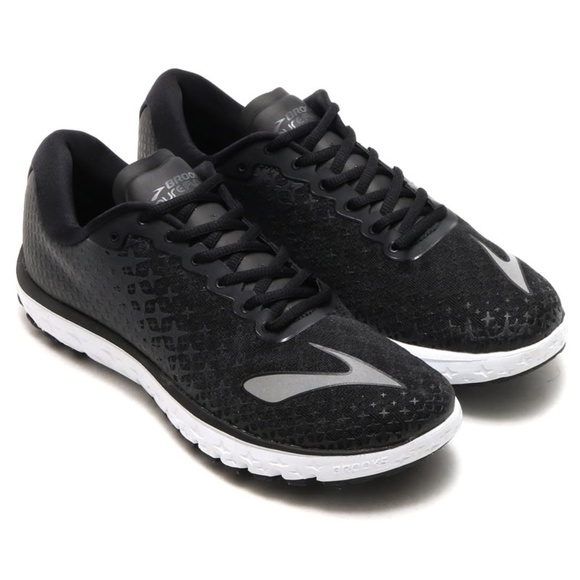 brooks pureflow women's black